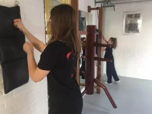 Kampfkunst Enschede - EWO Mobbing-Prävention