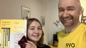 Black Shirt Prüfung 12. SG p2 Leadership - Pleunie Beelen